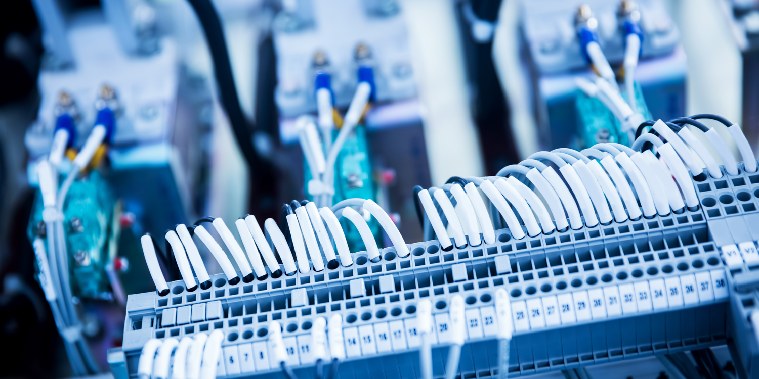 Akıllı Binalarda Zayıf Akım Sistemlerinin Önemi